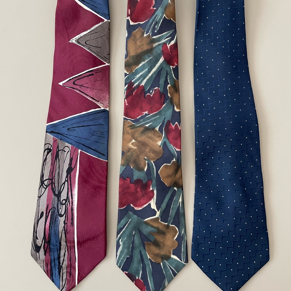 3 Mens Ties.  Burgundy / Blue